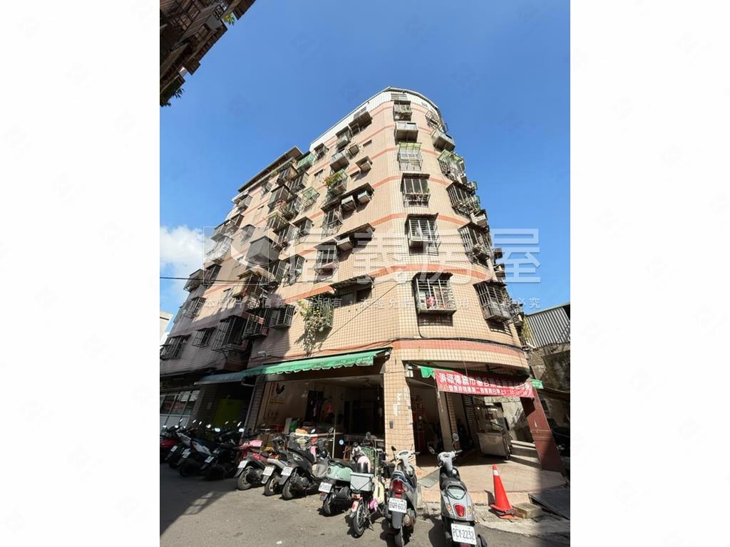 新接。中央路三房美廈房屋室內格局與周邊環境