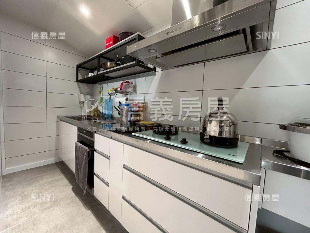 專任！設計師的家五房別墅房屋室內格局與周邊環境