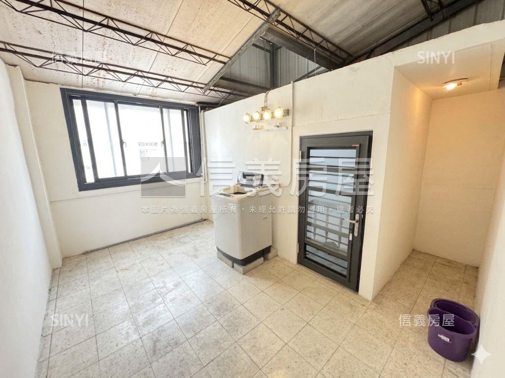 專任！設計師的家五房別墅房屋室內格局與周邊環境