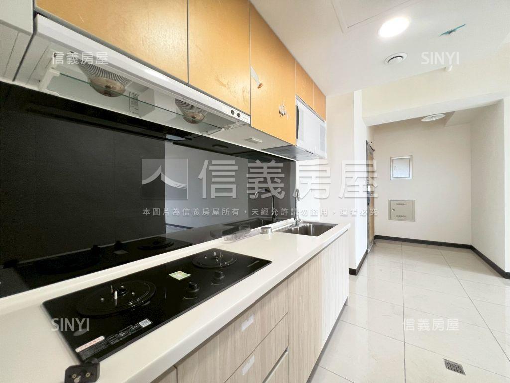 中山富域全新三房平車房屋室內格局與周邊環境