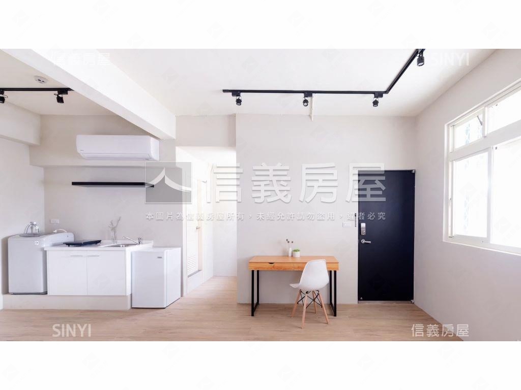 英專精裝十套高投報房屋室內格局與周邊環境