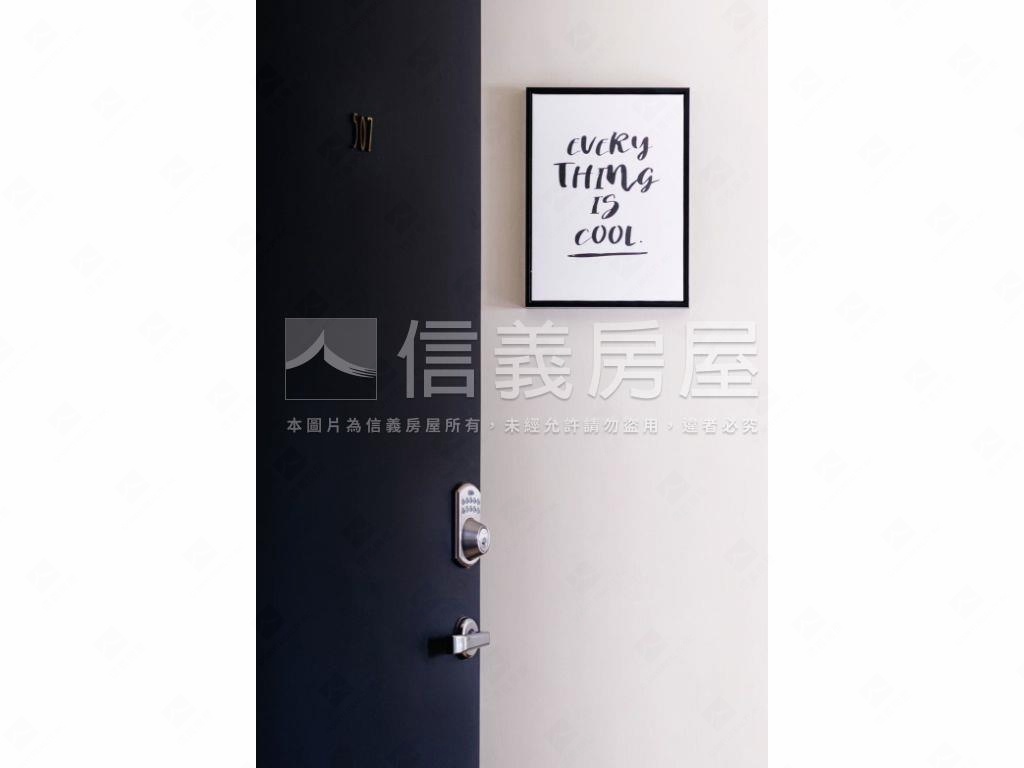 英專精裝十套高投報房屋室內格局與周邊環境