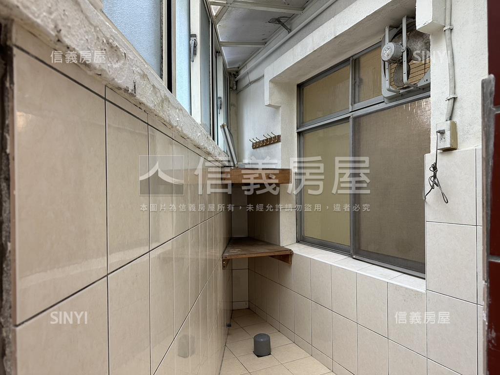 吳興邊間首購一樓房屋室內格局與周邊環境