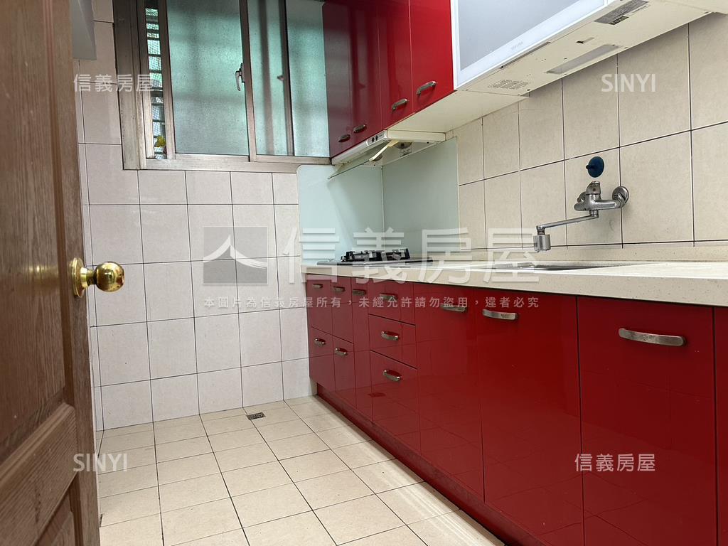 吳興邊間首購一樓房屋室內格局與周邊環境