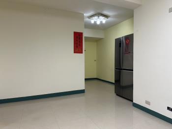 吳興邊間首購一樓