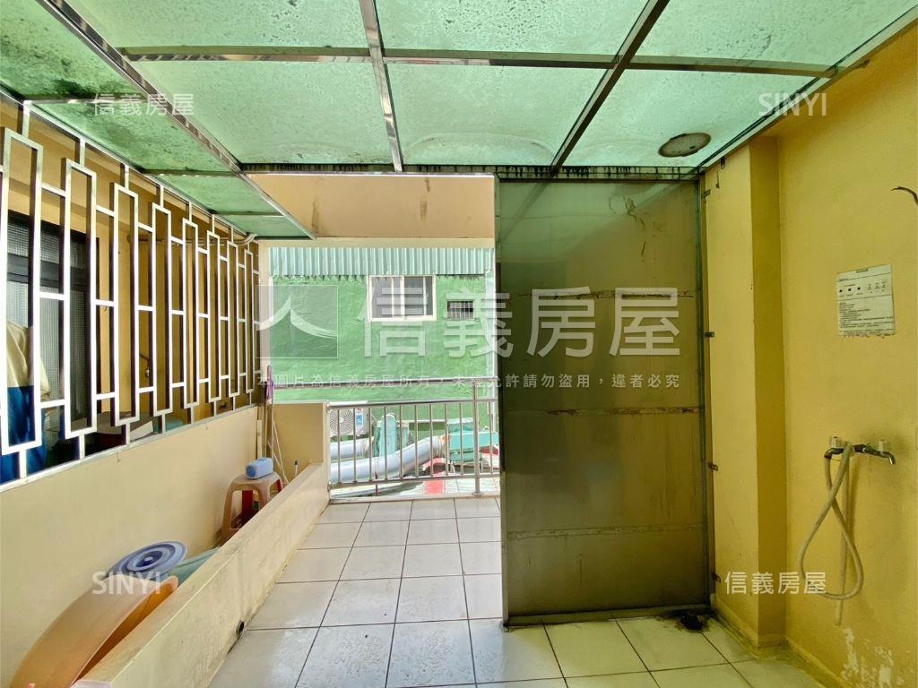 漢口路朝南黃金店面透套房屋室內格局與周邊環境