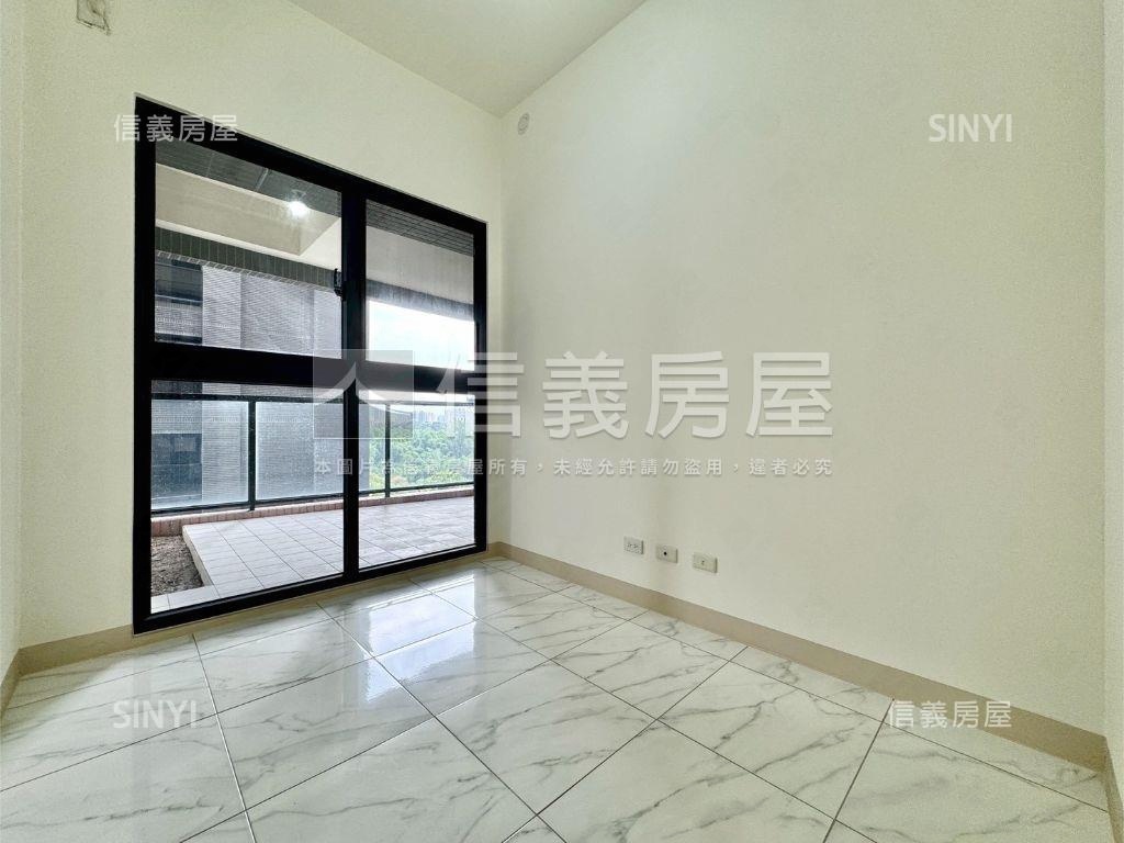 橋頭新市鎮渡假宅房屋室內格局與周邊環境