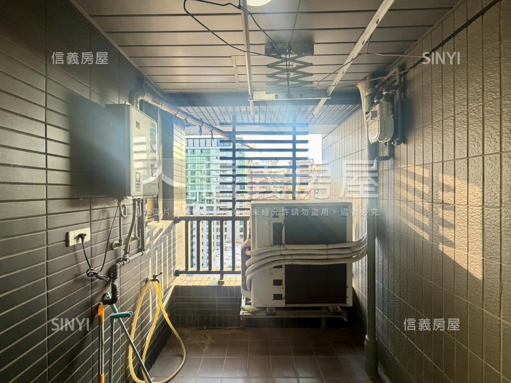 成大城高樓三房平車房屋室內格局與周邊環境