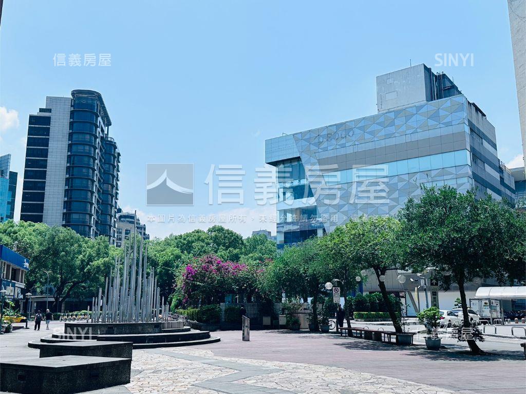 正忠孝東路★頂好黃金店面房屋室內格局與周邊環境