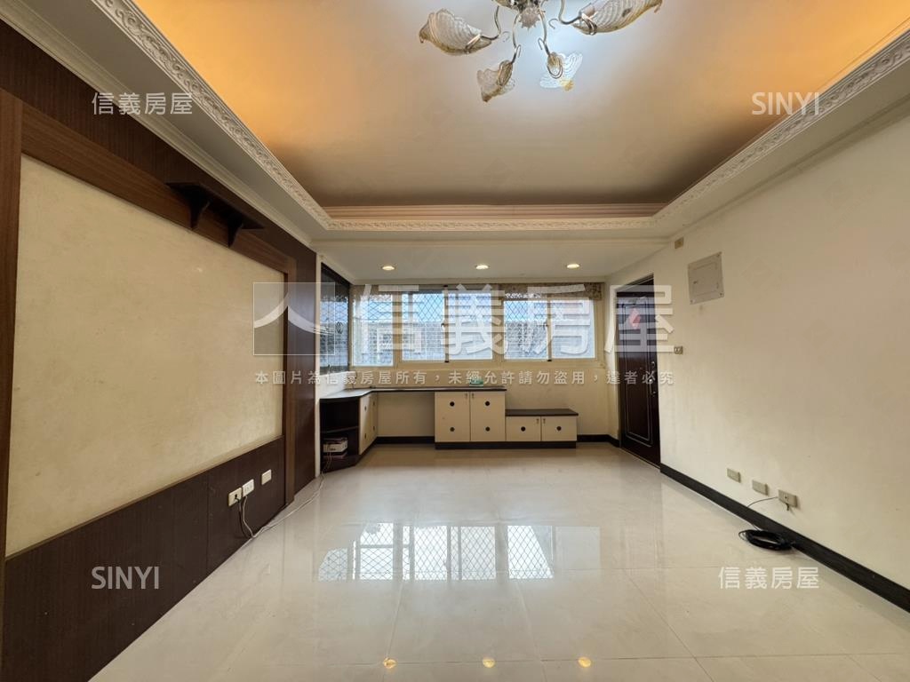 麗山國中學區公寓房屋室內格局與周邊環境