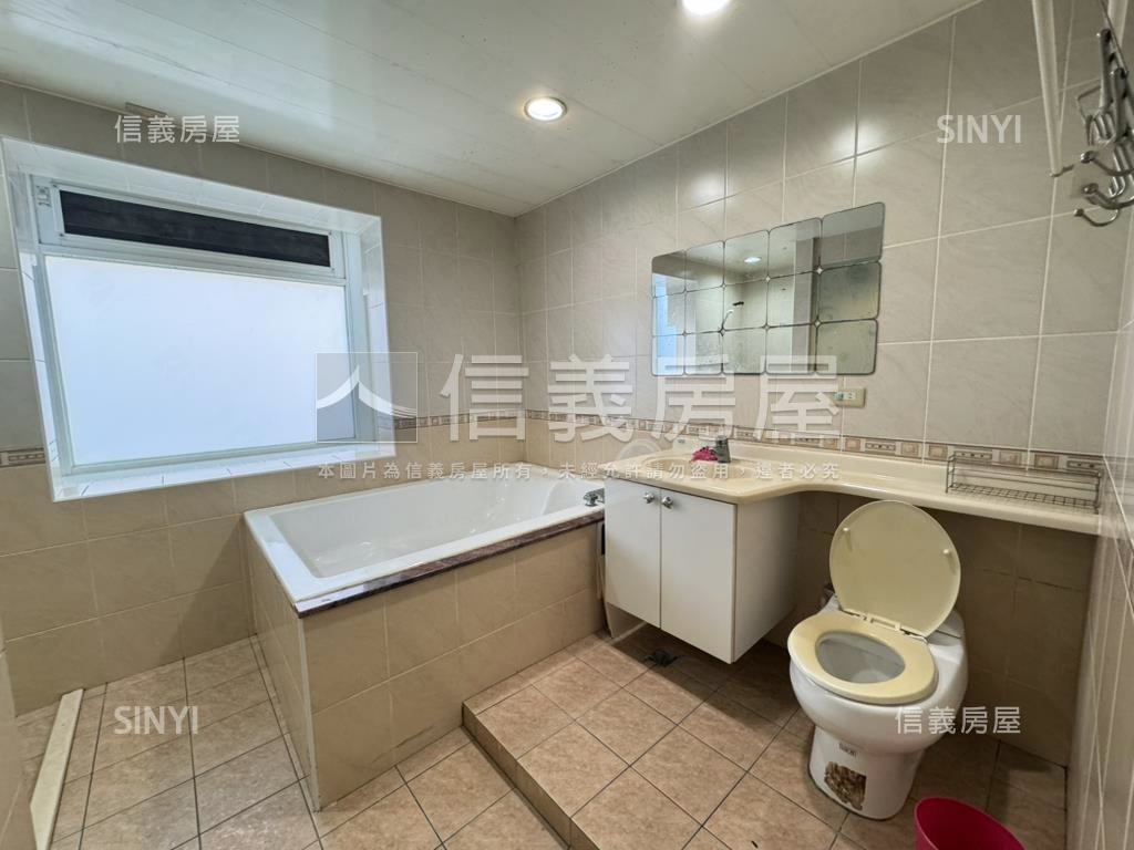 麗山國中學區公寓房屋室內格局與周邊環境