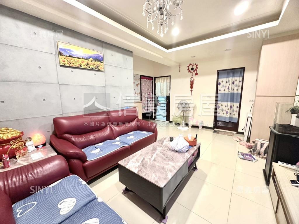 現代金典兩房車位房屋室內格局與周邊環境