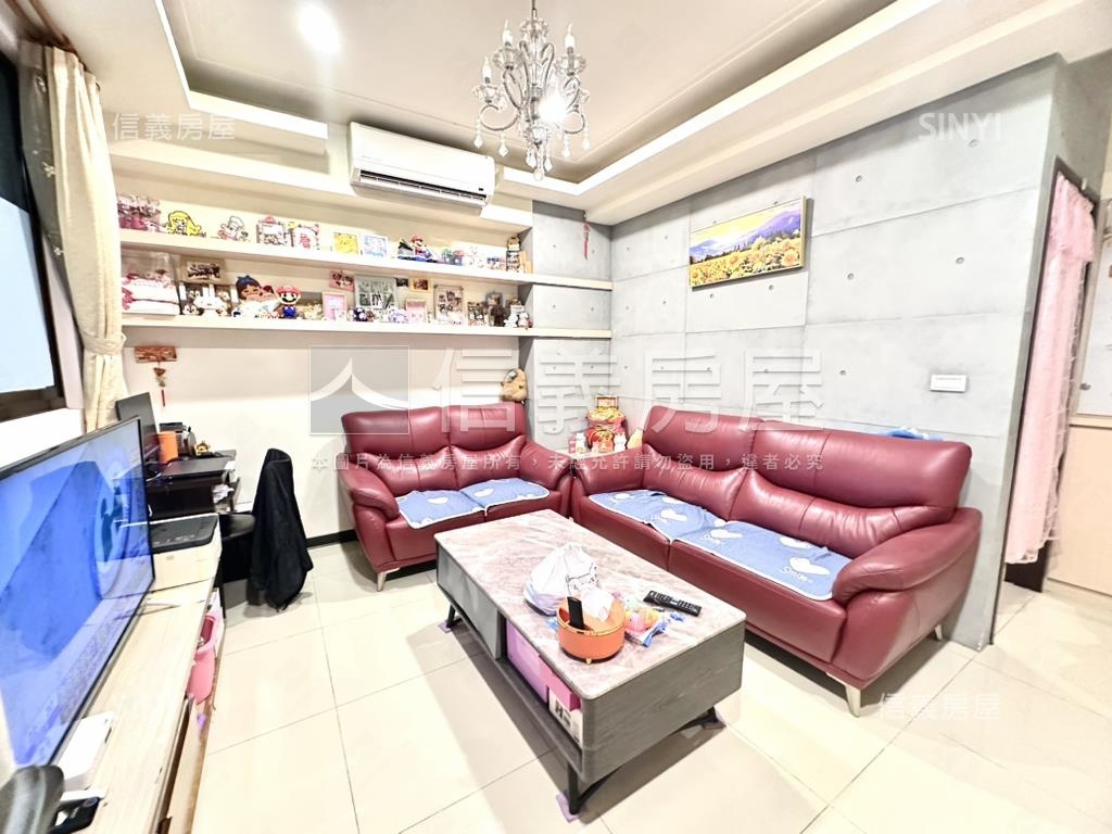 現代金典兩房車位房屋室內格局與周邊環境