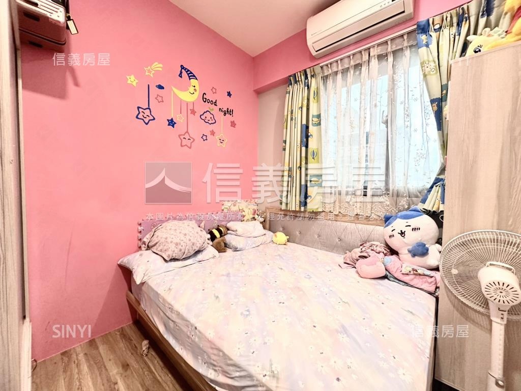 現代金典兩房車位房屋室內格局與周邊環境