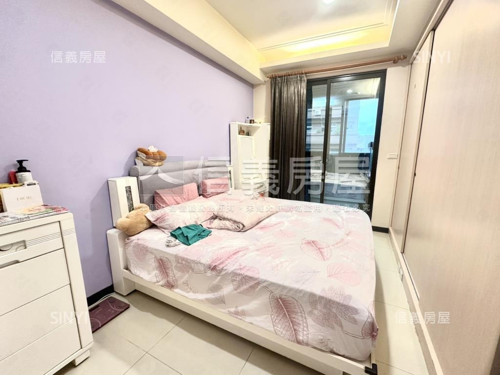 現代金典兩房車位房屋室內格局與周邊環境