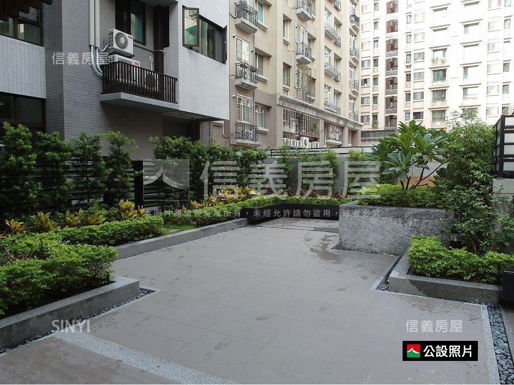 現代金典兩房車位房屋室內格局與周邊環境