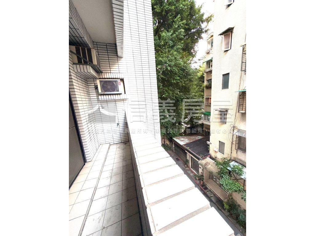 安和綠蔭三房附車位房屋室內格局與周邊環境