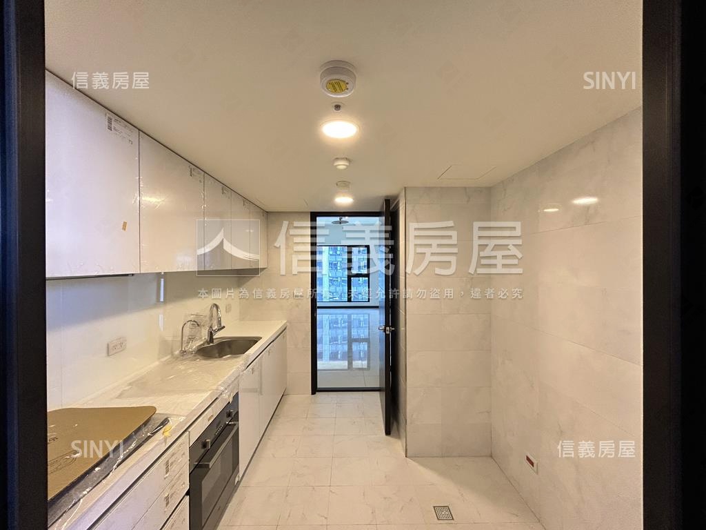 士北科天母仰格採光大邊間房屋室內格局與周邊環境