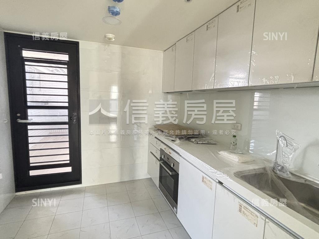 士北科天母仰格採光大邊間房屋室內格局與周邊環境