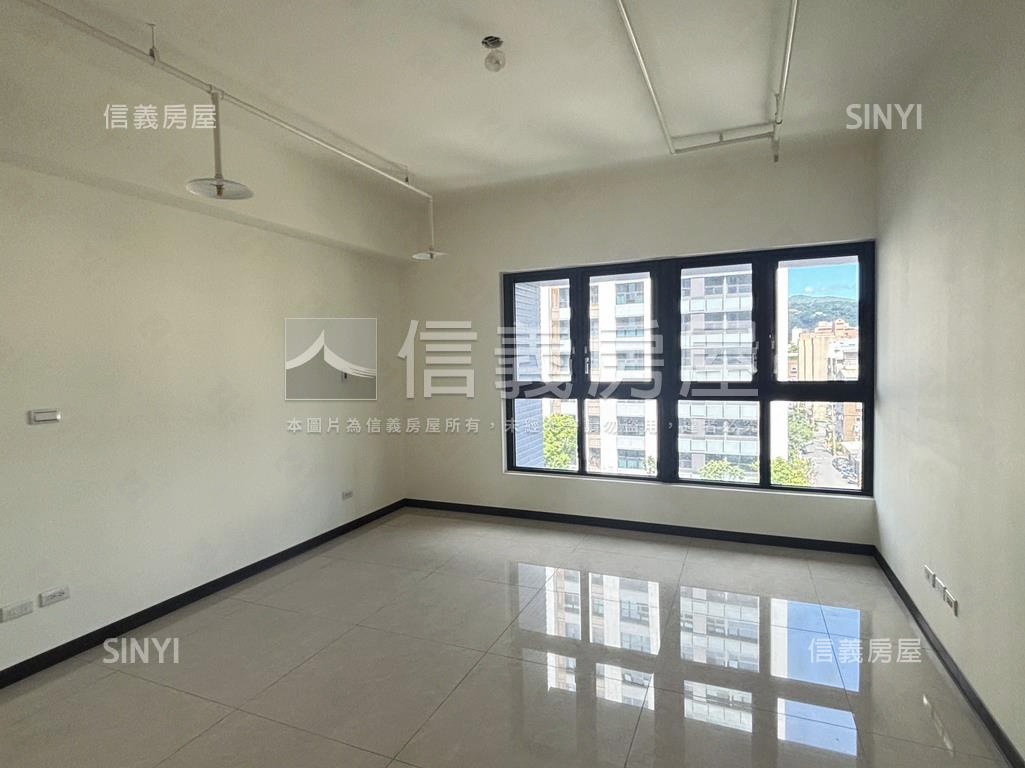 士北科天母仰格採光大邊間房屋室內格局與周邊環境