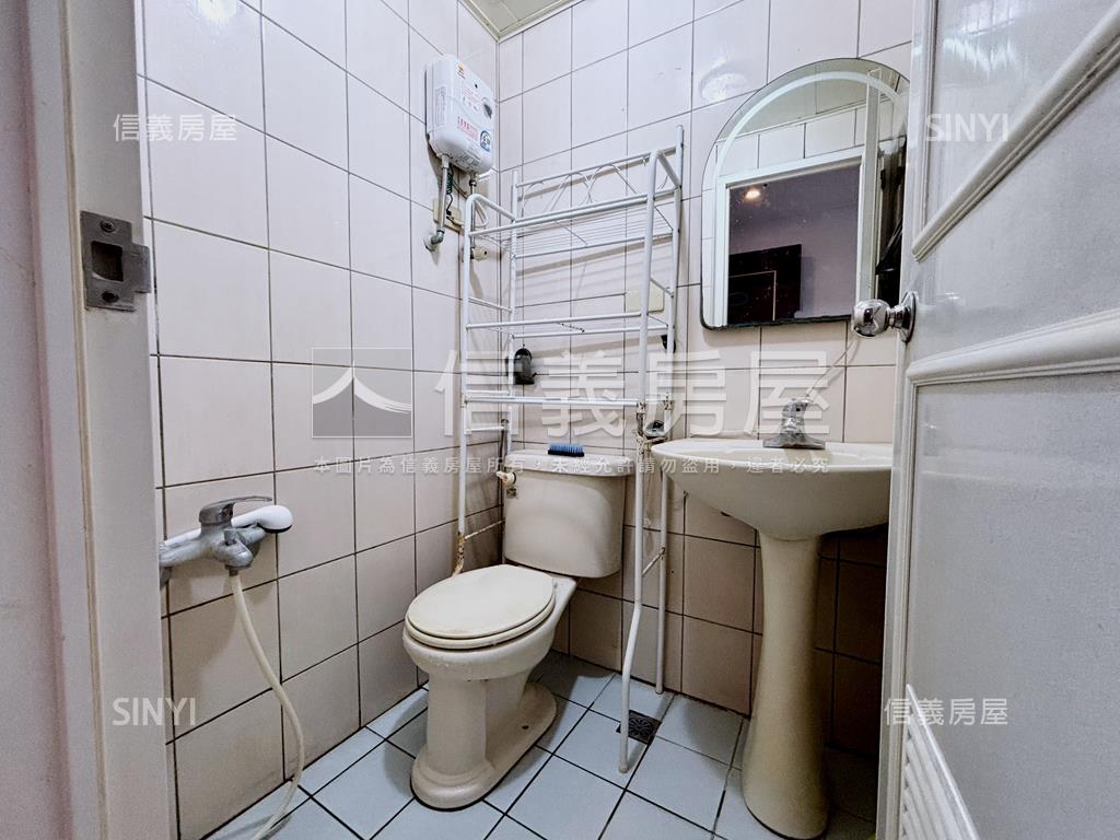 走路就到中國醫陽台大套房房屋室內格局與周邊環境