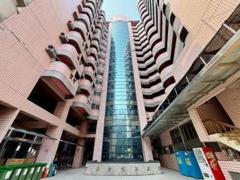 走路就到中國醫陽台大套房