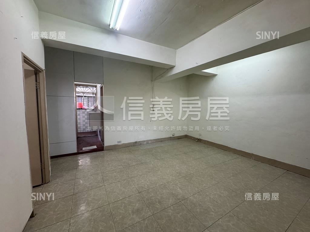 青年公園漂亮邊間房屋室內格局與周邊環境