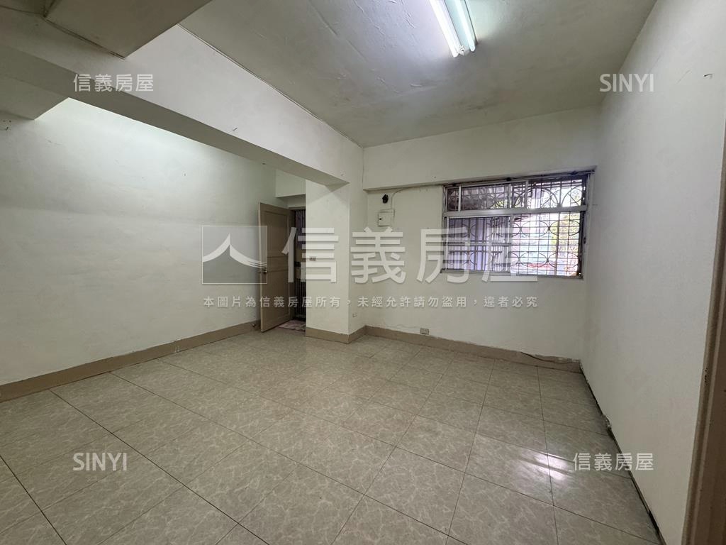 青年公園漂亮邊間房屋室內格局與周邊環境