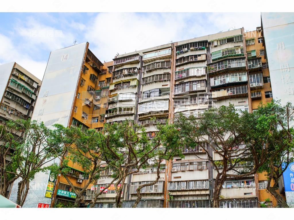 青年公園漂亮邊間房屋室內格局與周邊環境