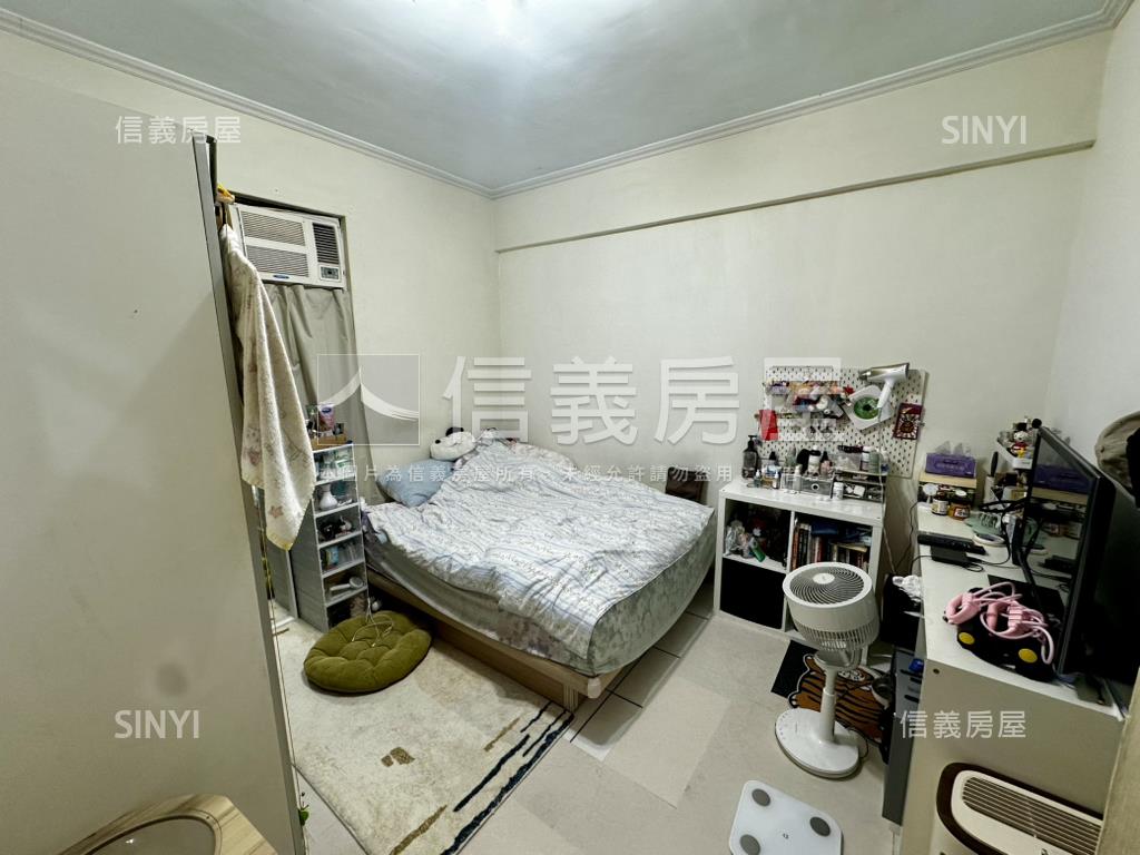 成功國小臻藏高樓四房車位房屋室內格局與周邊環境