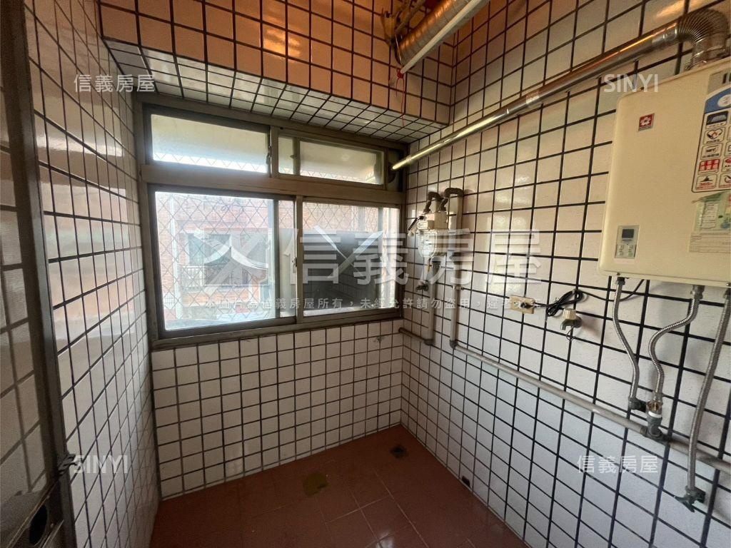 劍橋河景高樓２＋１房屋室內格局與周邊環境