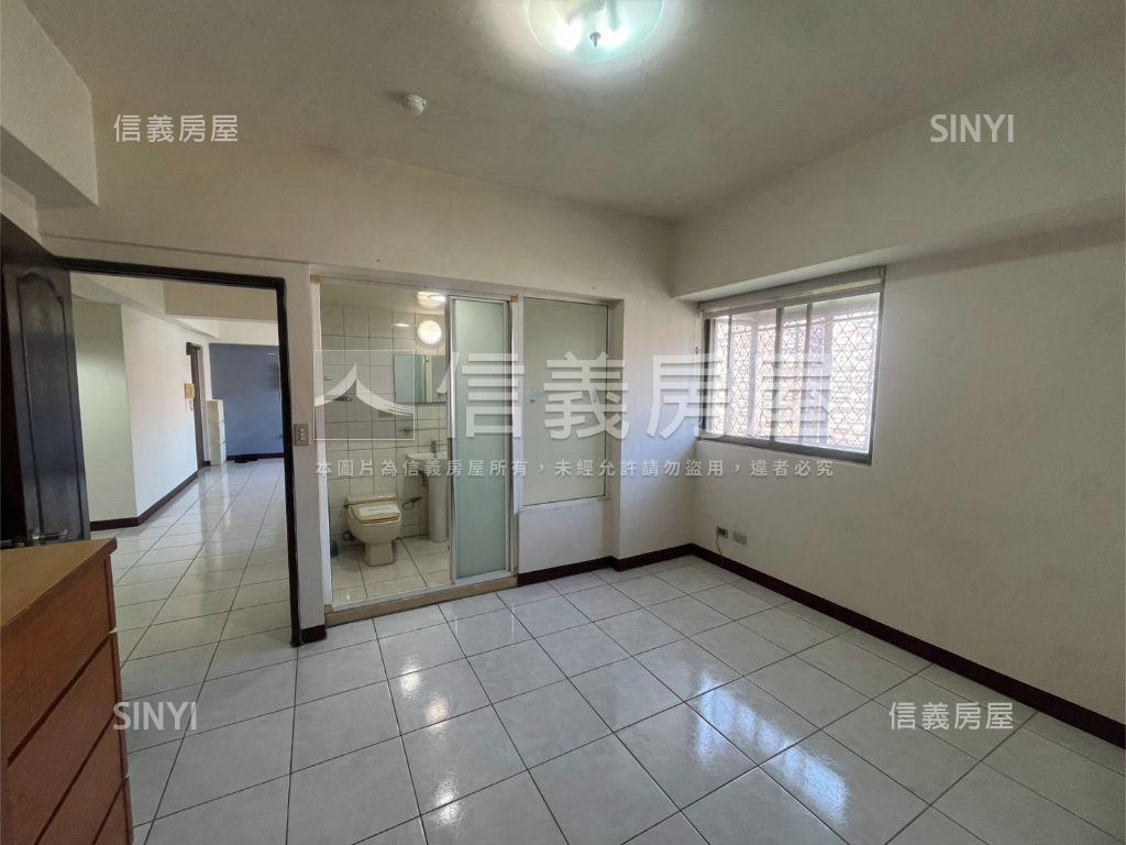 劍橋河景高樓２＋１房屋室內格局與周邊環境