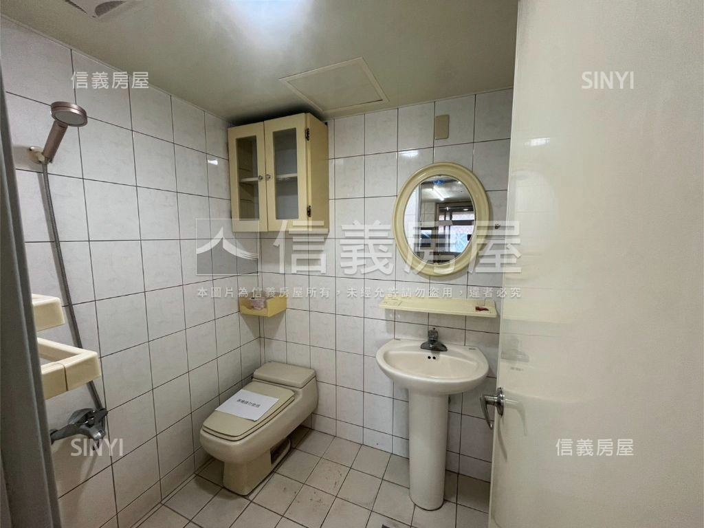 劍橋河景高樓２＋１房屋室內格局與周邊環境