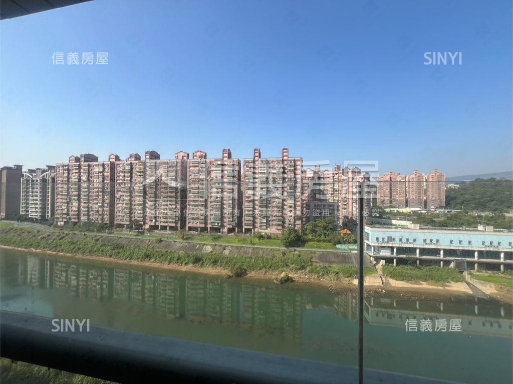 劍橋河景高樓２＋１房屋室內格局與周邊環境