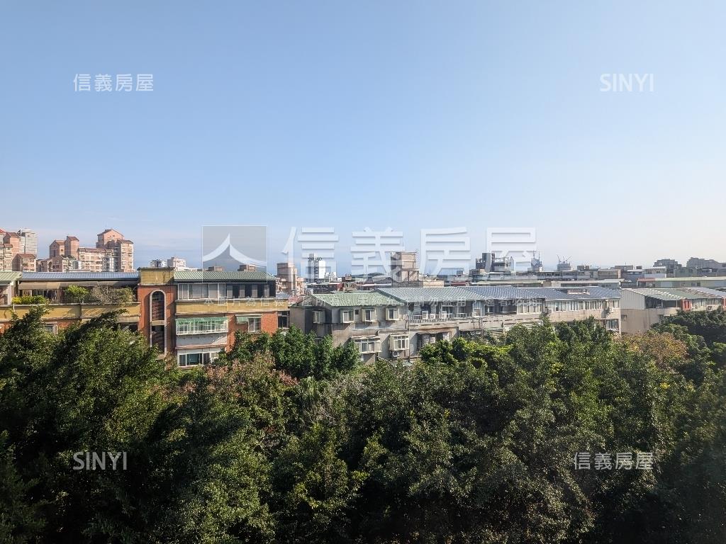 專任新都里兩房房屋室內格局與周邊環境