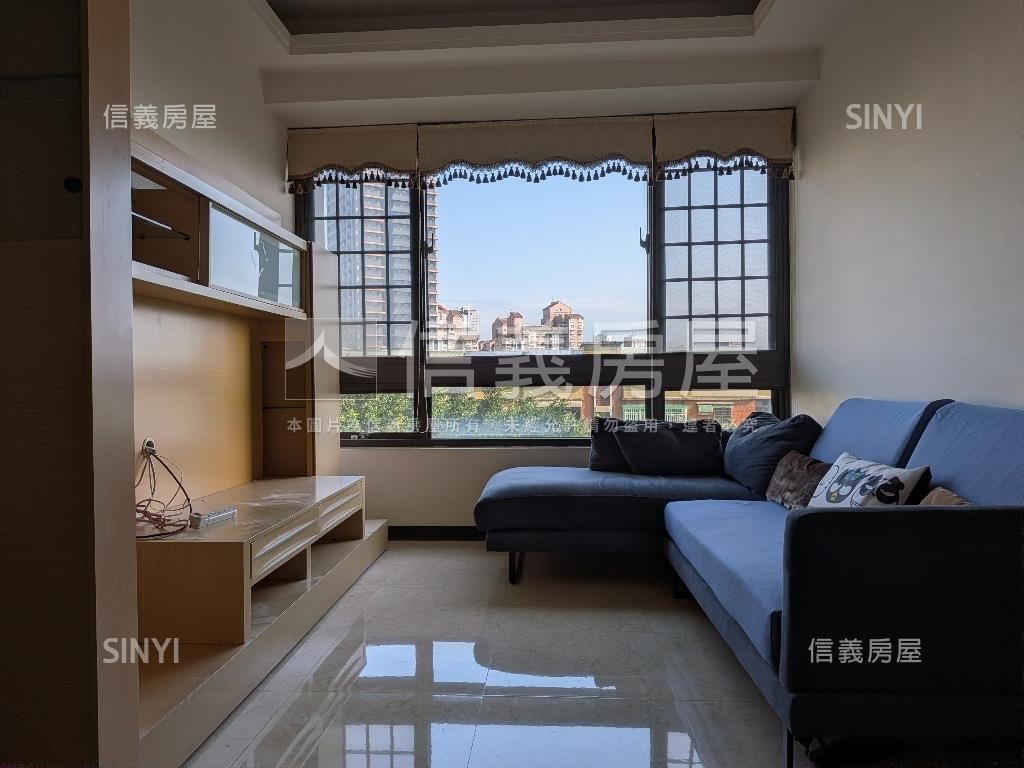 專任新都里兩房房屋室內格局與周邊環境