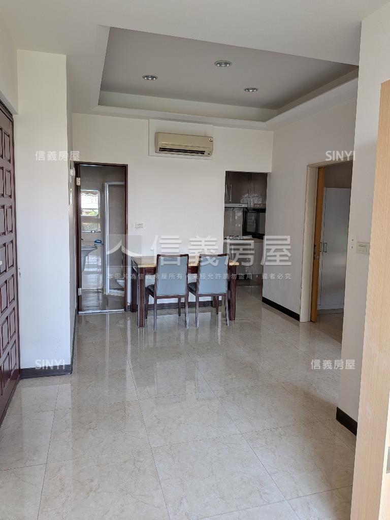 專任新都里兩房房屋室內格局與周邊環境