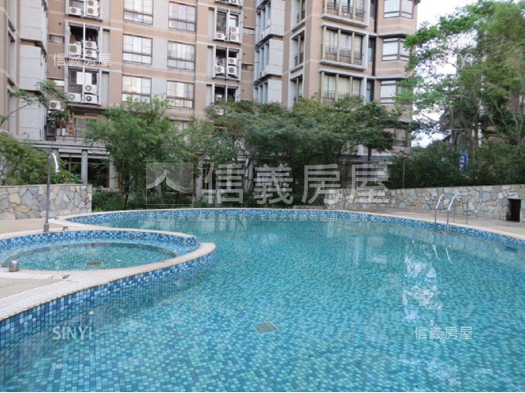 專任新都里兩房房屋室內格局與周邊環境