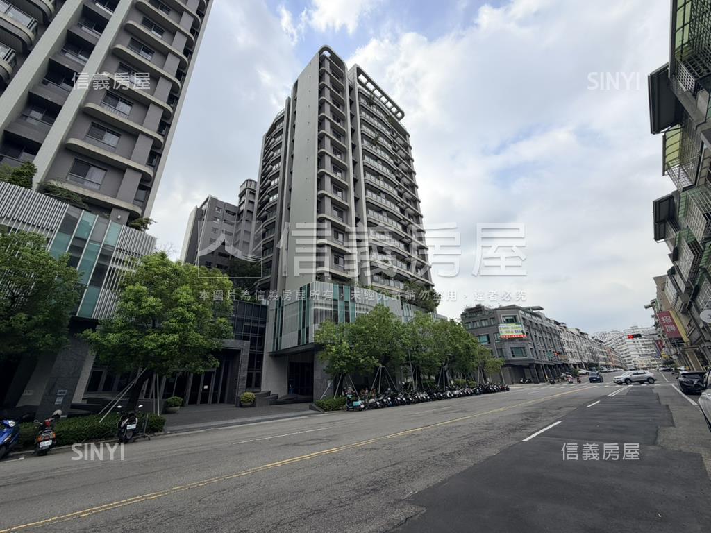 樹孝商圈震後臨路別墅房屋室內格局與周邊環境