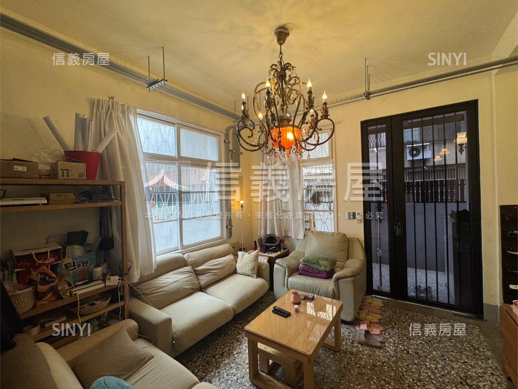 東區角間大面寬日式別墅房屋室內格局與周邊環境