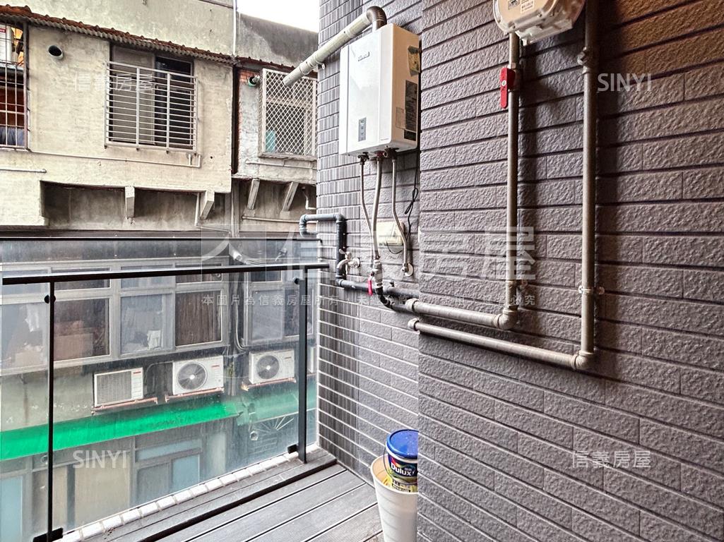 花寓藏精美優質電梯宅房屋室內格局與周邊環境