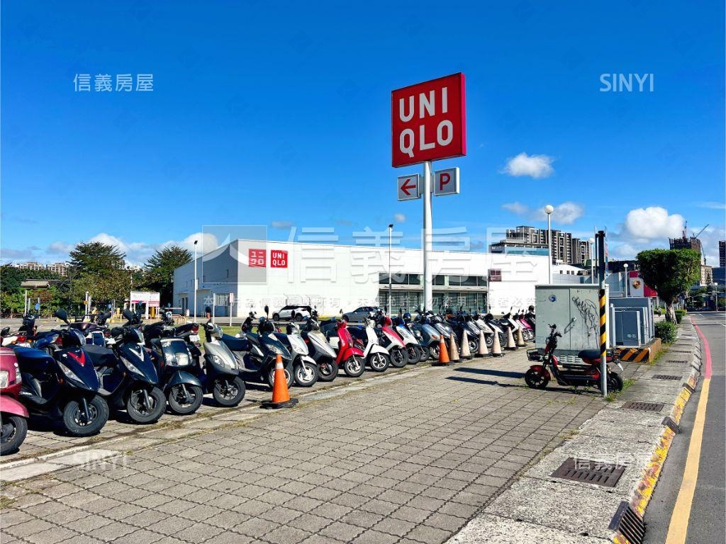 都廳大院Ｂ棟河景三房車位房屋室內格局與周邊環境