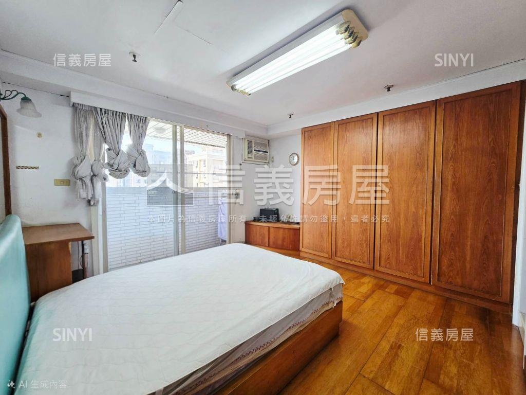 河景首排單戶大四房雙車位房屋室內格局與周邊環境