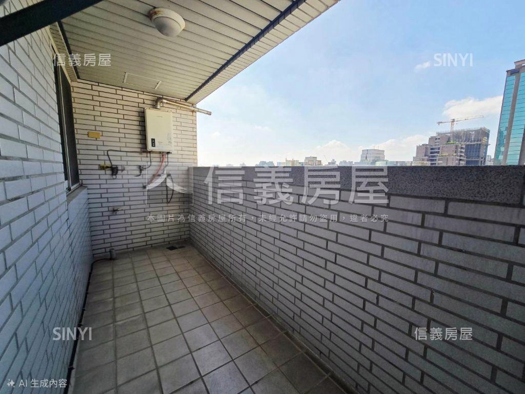 河景首排單戶大四房雙車位房屋室內格局與周邊環境