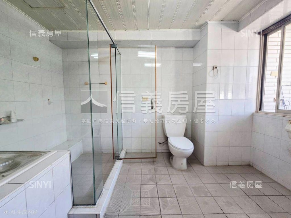 河景首排單戶大四房雙車位房屋室內格局與周邊環境