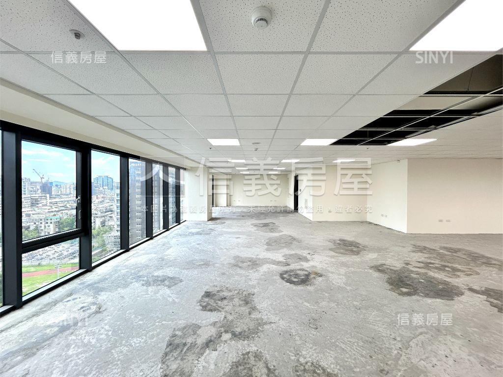 東區頂峰景觀商辦房屋室內格局與周邊環境