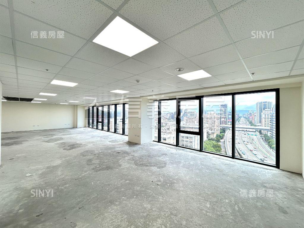 東區頂峰景觀商辦房屋室內格局與周邊環境
