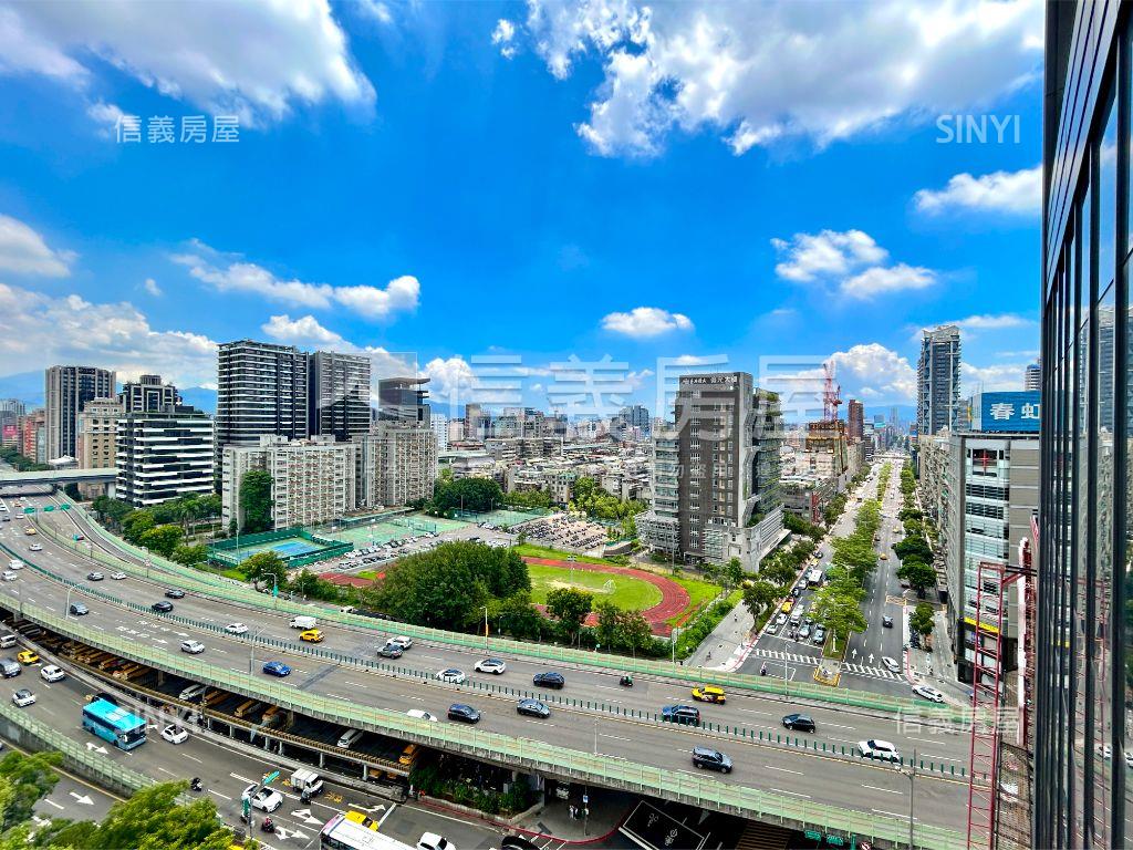 東區頂峰景觀商辦房屋室內格局與周邊環境