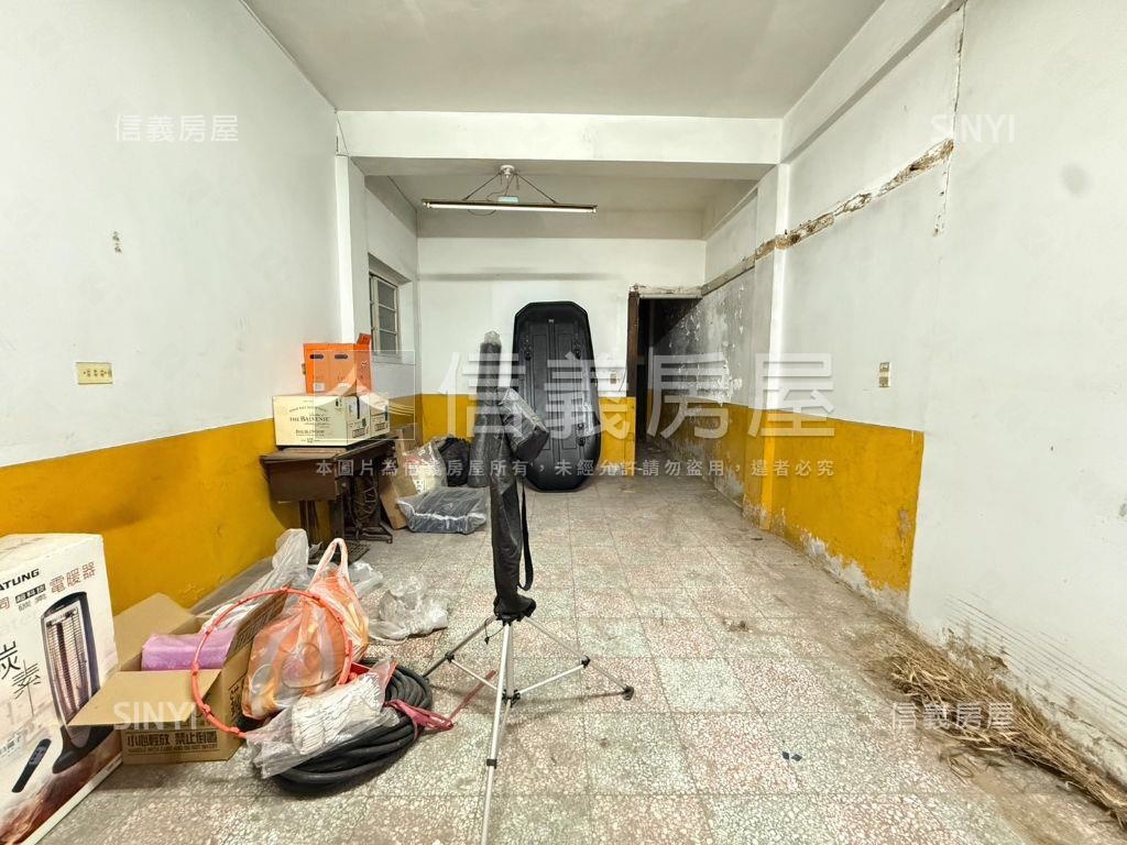 東區大地坪６２坪改建老宅房屋室內格局與周邊環境