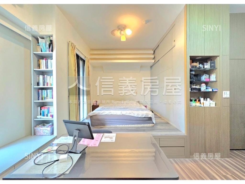 專任漂亮花園邊間美屋房屋室內格局與周邊環境